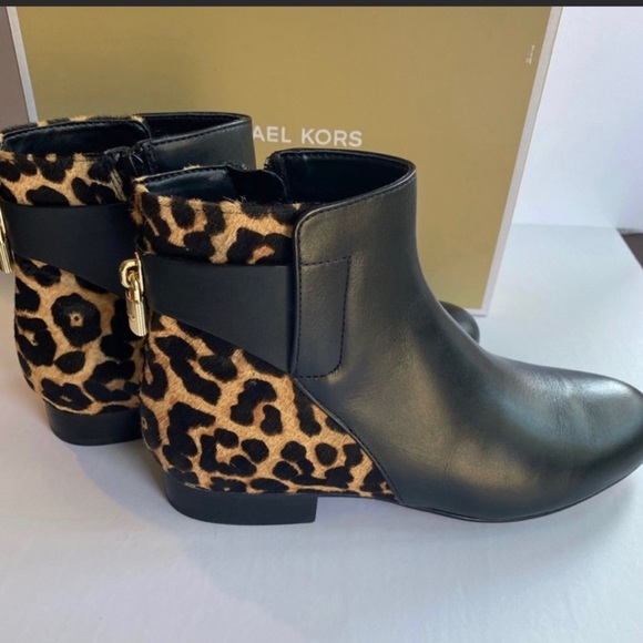 Michael Kors MIRA  Bootie Black Leopard size 8 - Picture 7 of 11